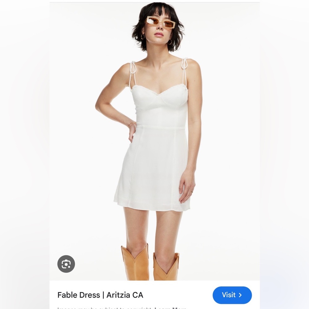 NWT Wilfred Aritzia fable mini dress
Sweetheart bustier